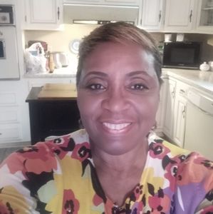 Meet your Posher, Brenda